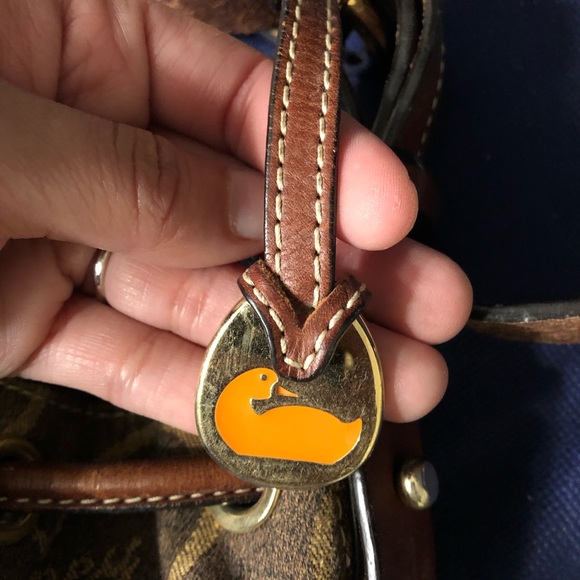Authentic Dooney&Bourke Tote - Picture 5 of 8